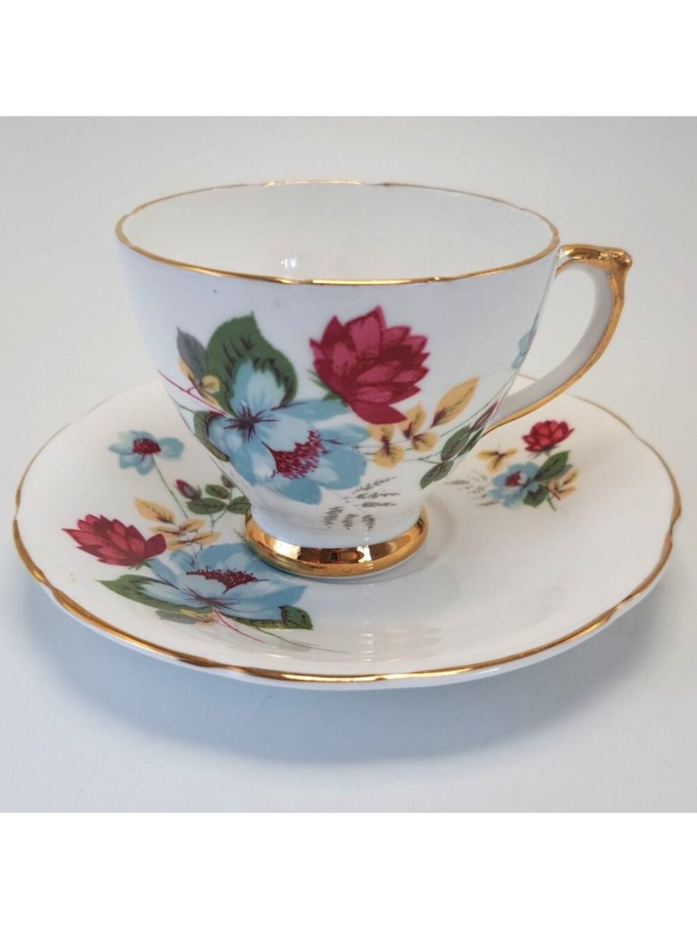 Vintage Delphine China Teacup & Saucer Set Floral Design Gold Trim Made In Engla